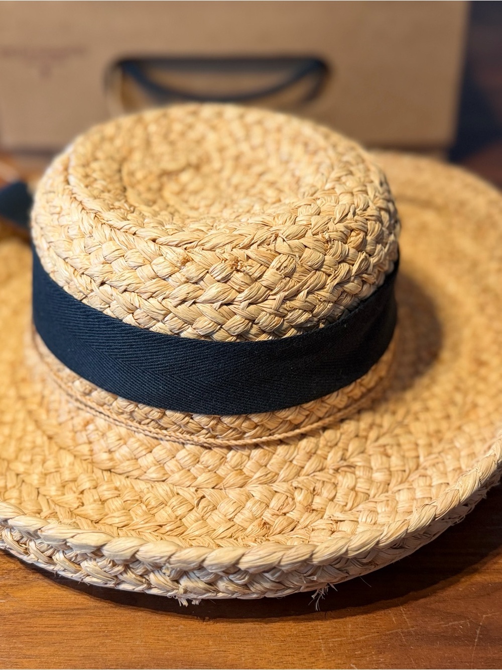 Helen Kaminski Classic 5 Raffia Sun Hat - **NEVER WORN** - Picture 5 of 8
